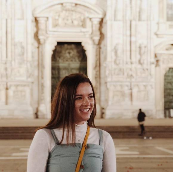 Meet your Posher, Lily - Picture 1 of 1